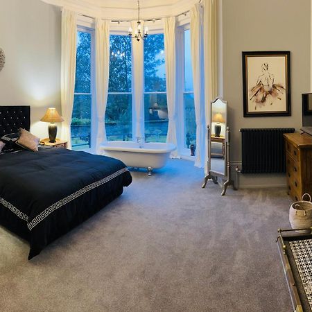 Luxury Garden Apartment Under The Castle, Дувр Екстер'єр фото