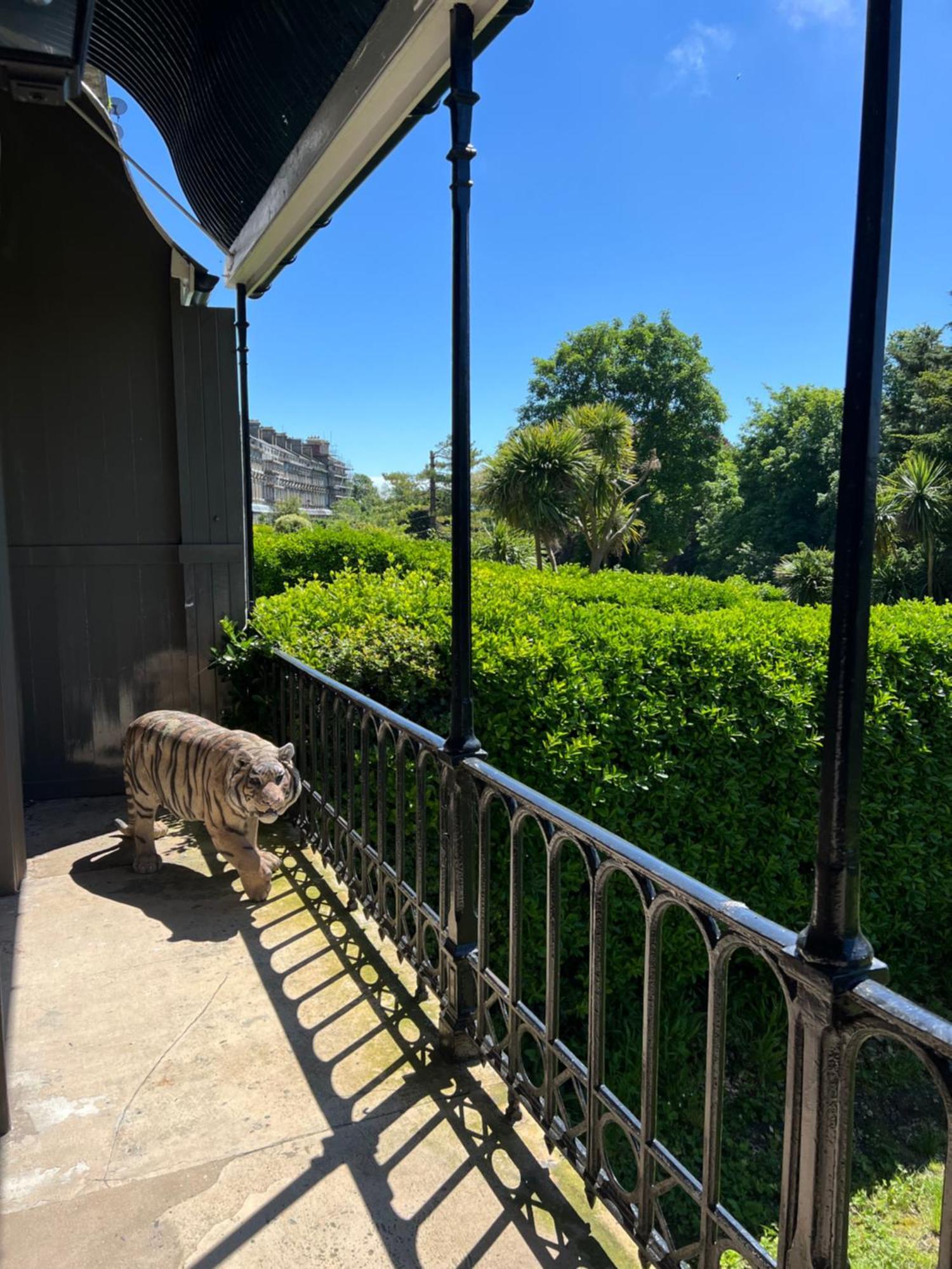 Luxury Garden Apartment Under The Castle, Дувр Екстер'єр фото